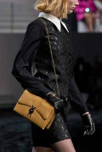 Look 26
